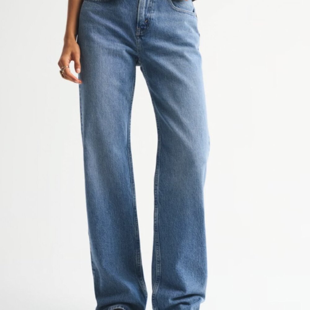 Abercrombie High Rise 90's Relaxed Jean